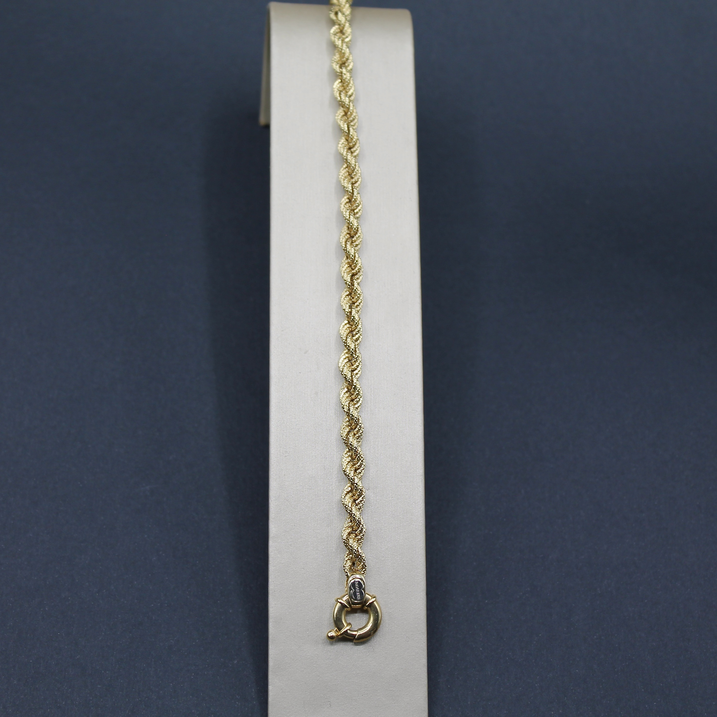 Bracciale in oro giallo 18k